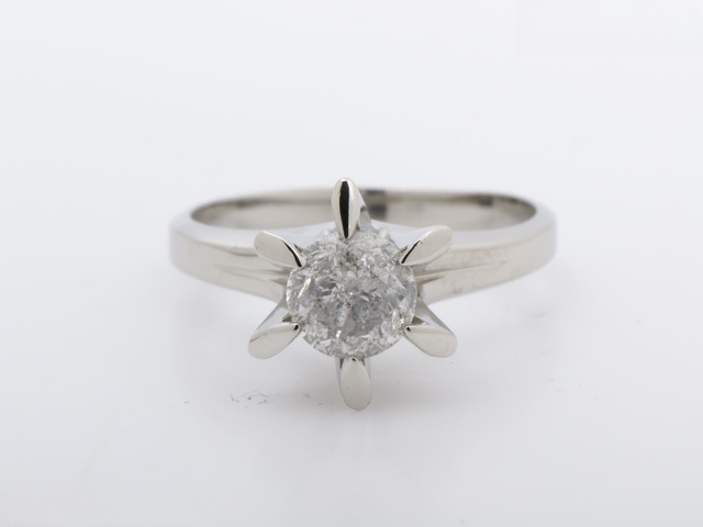 リング　Ｐｔ９００／ダイヤモンド１．０４／６．３ｇ　＃１２　ＬＤＨ