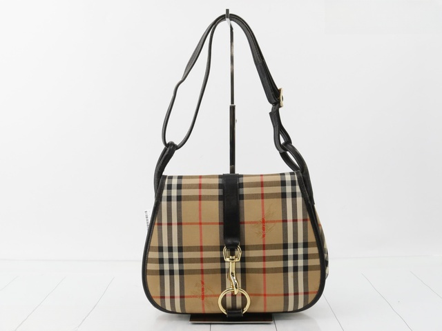 半年ほど前に買いました、次のバッグがほしいので売ります！ 17697787839ed468c416ad4788aa33