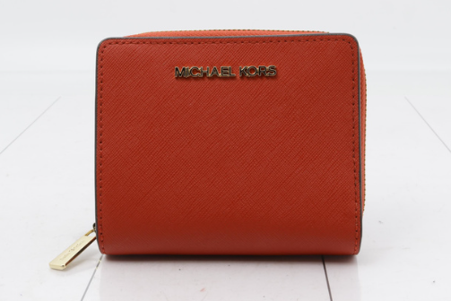 Michael kors レザー　ロゴ　二つ折り財布　レッド